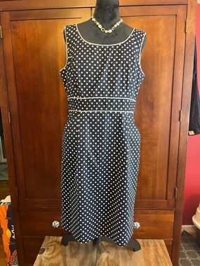 Tahari Adam Levine Black Polka Dot Midi Dress with White Trim
Sz. 12